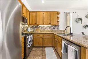 1009 Bayberry Ct, Carson, CA 90746 - Photo 10