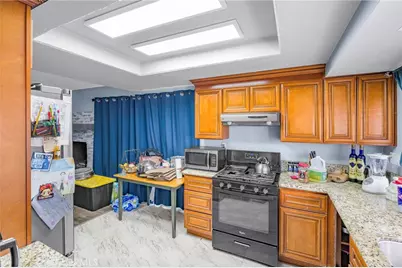 18025 Juniper Street, Hesperia, CA 92345 - Photo 14