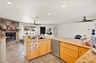 26681 Topsail Ln, Helendale, CA 92342 - Photo 18