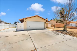 26681 Topsail Ln, Helendale, CA 92342 - Photo 4