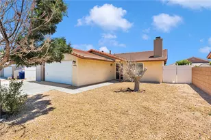 26681 Topsail Ln, Helendale, CA 92342 - Photo 2