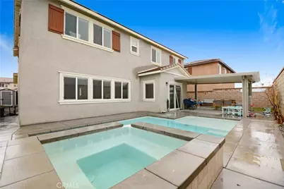 15740 Parry Peak Drive, Fontana, CA 92336 - Photo 14