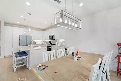 15740 Parry Peak Drive, Fontana, CA 92336 - Photo 8