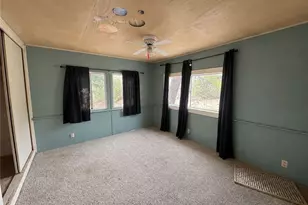 15953 Cajalco Rd, Perris, CA 92570 - Photo 8