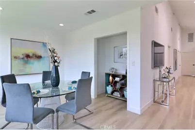 2015 W 42nd Place, Los Angeles, CA 90062 - Photo 8