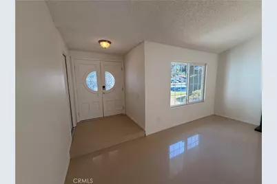 20307 Elkwood, Los Angeles, CA 91306 - Photo 2