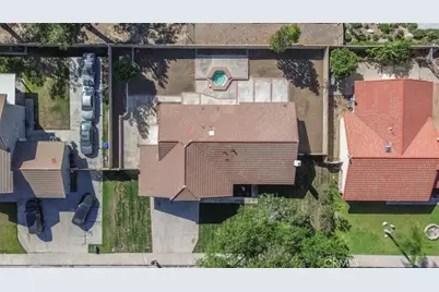 211 W Columbine Avenue, Rialto, CA 92377 - Photo 34