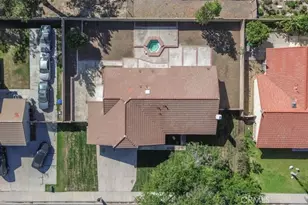 211 W Columbine Ave, Rialto, CA 92377 - Photo 34