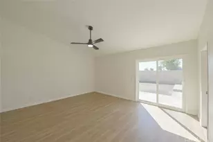 211 W Columbine Ave, Rialto, CA 92377 - Photo 14
