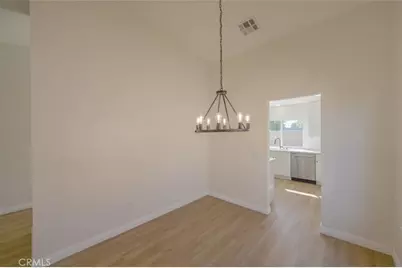 211 W Columbine Avenue, Rialto, CA 92377 - Photo 14