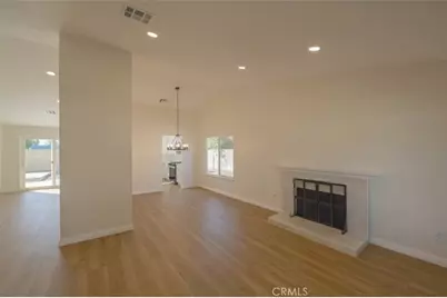 211 W Columbine Avenue, Rialto, CA 92377 - Photo 10