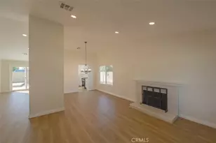 211 W Columbine Ave, Rialto, CA 92377 - Photo 10