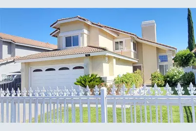 571 Orca, Perris, CA 92571 - Photo 2