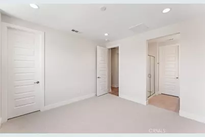 101 Sorrel Court, Burbank, CA 91506 - Photo 22