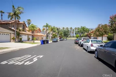 7482 Cambridge Court, Fontana, CA 92336 - Photo 8