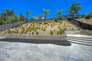 27439 Pinyon St, Murrieta, CA 92562 - Photo 32