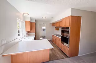 648 Brentwood, Upland, CA 91786 - Photo 2