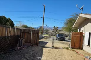 7115 Rubidoux, Yucca Valley, CA 92284 - Photo 32