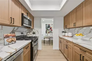 7666 E Paseo Laredo, Anaheim Hills, CA 92808 - Photo 2
