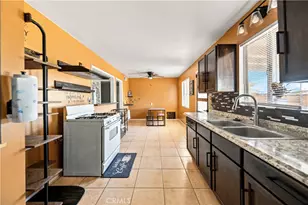 12591 Daisy, Boron, CA 93516 - Photo 10
