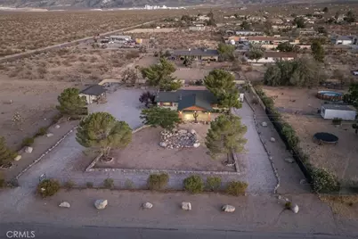32865 Topaz, Lucerne Valley, CA 92356 - Photo 10