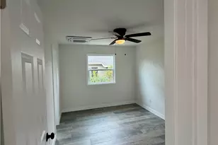 543 E 3rd St, Azusa, CA 91702 - Photo 10