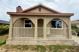543 E 3rd St, Azusa, CA 91702 - Photo 1