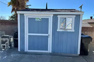 979 N Gardena, Rialto, CA 92376 - Photo 32