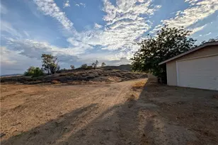 16690 Harris, Perris, CA 92570 - Photo 4