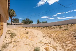 16277 Puesta Del Sol, Victorville, CA 92394 - Photo 22