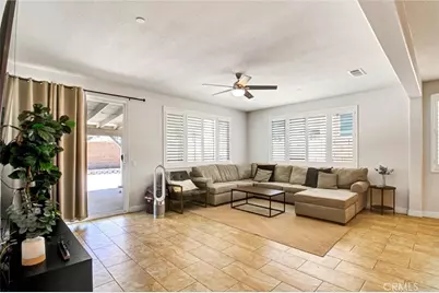 6990 Emerald, Fontana, CA 92336 - Photo 6
