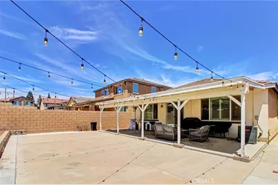 6990 Emerald, Fontana, CA 92336 - Photo 32