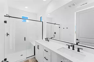 105 Moody, Irvine, CA 92618 - Photo 20