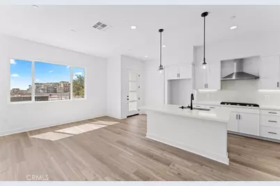 105 Moody, Irvine, CA 92618 - Photo 6