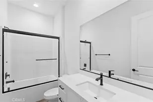 105 Moody, Irvine, CA 92618 - Photo 24