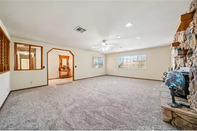 575 Lauresa, Hemet, CA 92544 - Photo 8