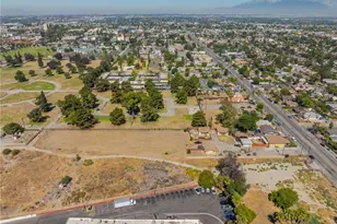 233 9th, San Bernardino, CA 92410 - Photo 14