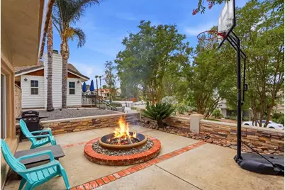 23447 Continental, Canyon Lake, CA 92587 - Photo 6