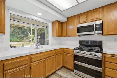 11548 Copper Pass Court, Rancho Cucamonga, CA 91737 - Photo 10