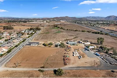 27860 Garbani, Menifee, CA 92584 - Photo 2