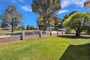 15186 Little Bow Ln, Helendale, CA 92342 - Photo 30