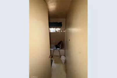 1183 W 19th St, San Bernardino, CA 92411 - Photo 2