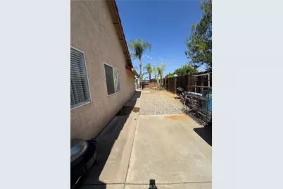 27423 Nottingham, Hemet, CA 92544 - Photo 20
