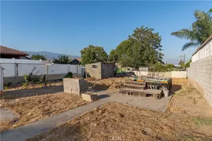1859 Davidson, San Bernardino, CA 92411 - Photo 20