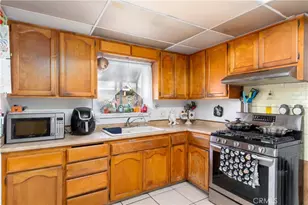 1859 Davidson, San Bernardino, CA 92411 - Photo 14