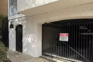 244 S La Fayette Park, Los Angeles, CA 90057 - Photo 2
