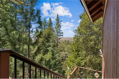 1255 Aleutian, Lake Arrowhead, CA 92352 - Photo 8