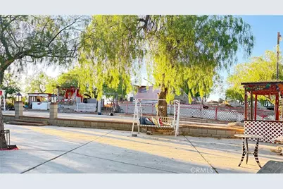 21751 Rogers, Perris, CA 92570 - Photo 4