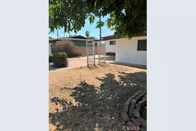 26722 Cypress, Highland, CA 92346 - Photo 12