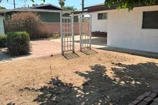 26722 Cypress, Highland, CA 92346 - Photo 12